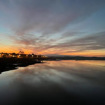 Lebel Endroit 145m2 , Terrain Et Terrasse De 350m2 Au Coeur Des Commerces ,a Proximite De La Et Tous Services Inclus *