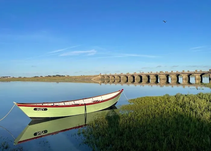 Lebel Endroit 145m2 , Terrain Et Terrasse De 350m2 Au Coeur Des Commerces ,a Proximite De La Et Tous Services Inclus