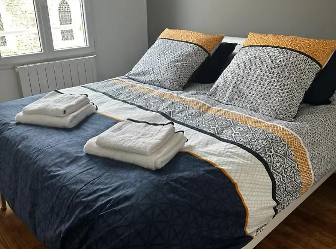 Lebel Endroit 145m2 , Terrain Et Terrasse De 350m2 Au Coeur Des Commerces ,a Proximite De La Et Tous Services Inclus * 波尔巴伊