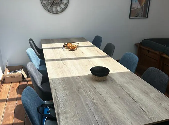 Lebel Endroit 145m2 , Terrain Et Terrasse De 350m2 Au Coeur Des Commerces ,a Proximite De La Et Tous Services Inclus 度假居 波尔巴伊